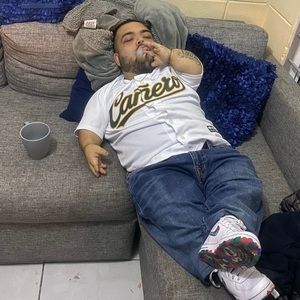 Meet your Posher, Phillip